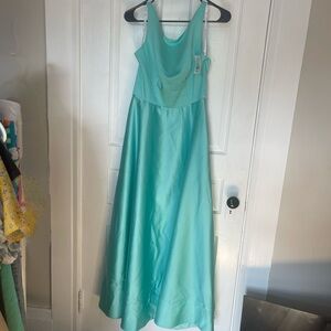 Beautiful David’s Bridal Dress